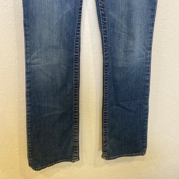 True Religion Hi-Rise Bootcut Medium Wash Blue Jeans EUC Sz 28 Cotton - Picture 3 of 15